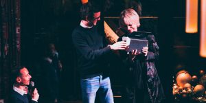 La société Lheureux Laser reçoit le trophée du Marqueur de l'année lors de la nuit des Pop's