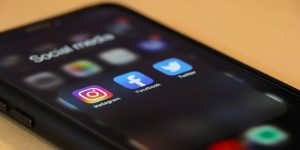 Les algorithmes sont la pierre angulaire des réseaux sociaux.